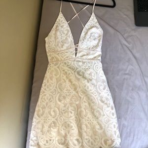 Tobi White/Cream Bodycon Cross-Back Dress